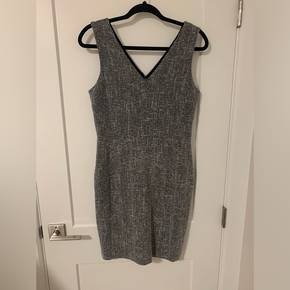 Banana Republic - Navy blue tweed V-neck sheath dress